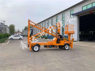 10米液壓全自行式升降平台發貨威海文登